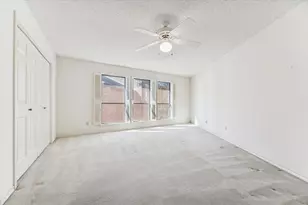 5604 St Paul St, Bellaire, TX 77401 - Photo 12