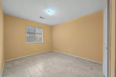 9135 Reagan Meadow Court, Houston, TX 77064 - Photo 8