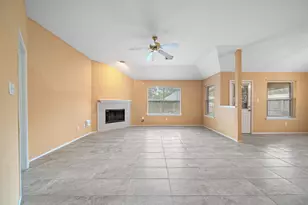 9135 Reagan Meadow Ct, Houston, TX 77064 - Photo 10