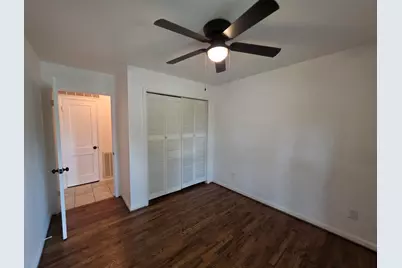 3907 Grapevine Street, Houston, TX 77045 - Photo 10