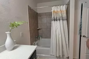 13055 Larriston Ln, Houston, TX 77044 - Photo 6