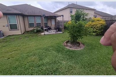 13055 Larriston Lane, Houston, TX 77044 - Photo 2
