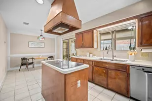 2934 Ashford Trail Dr, Houston, TX 77082 - Photo 4