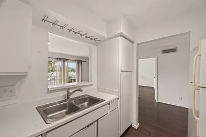 2333 Bering Drive #126, Houston, TX 77057 - Photo 16