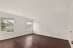 2333 Bering Dr, Houston, TX 77057 - Photo 8