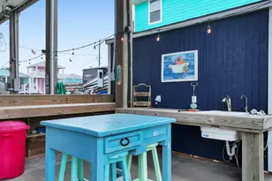 888 S East Rd, Crystal Beach, TX 77650 - Photo 22