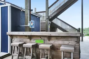 888 S East Rd, Crystal Beach, TX 77650 - Photo 20