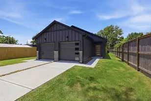 5921 Mountwood St, Houston, TX 77091 - Photo 1
