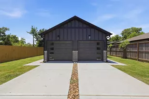 5921 Mountwood St, Houston, TX 77091 - Photo 2