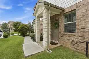 168 Skybranch Dr, Conroe, TX 77304 - Photo 4