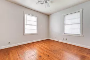 5934 Longmeadow St, Houston, TX 77033 - Photo 20