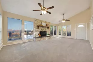 805 Lake View Dr, Montgomery, TX 77356 - Photo 6