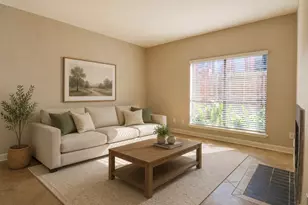 2025 Augusta Dr, Houston, TX 77057 - Photo 1