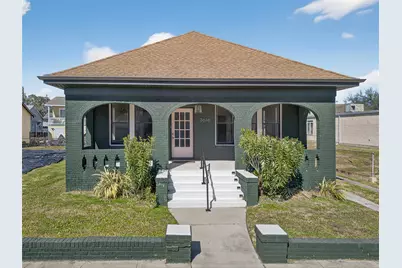 3616 Avenue L, Galveston, TX 77550 - Photo 1