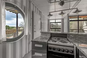 1400 Sycamore Ave, Huntsville, TX 77340 - Photo 14