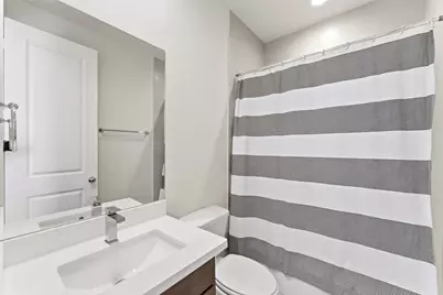 1361 Moy Street, Houston, TX 77007 - Photo 32