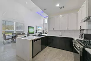 2007 Que Manor Dr, Houston, TX 77090 - Photo 10