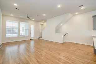 2810 Grand Fountains Dr, Houston, TX 77054 - Photo 8