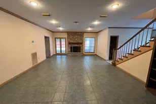 2630 Evalon St, Beaumont, TX 77702 - Photo 10