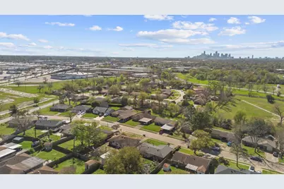 623 Spell Street, Houston, TX 77022 - Photo 30