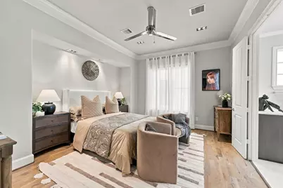 1306 Castle Court, Houston, TX 77006 - Photo 6