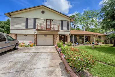 534 N Vionett Lane, Texas City, TX 77591 - Photo 1