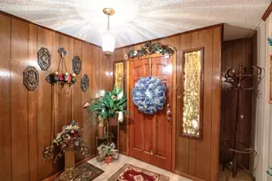 534 N Vionett Ln, Texas City, TX 77591 - Photo 4