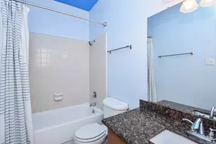 3800 Tanglewilde St, Houston, TX 77063 - Photo 16