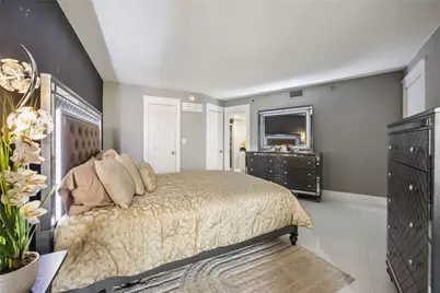 3525 Sage Road #1713, Houston, TX 77056 - Photo 12