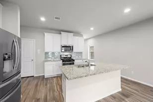 16868 Pink Wintergreen Dr, Conroe, TX 77385 - Photo 16