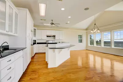 3608 Elmen Street, Seabrook, TX 77586 - Photo 8