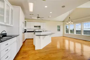 3608 Elmen St, Seabrook, TX 77586 - Photo 8