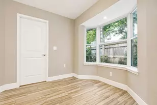 407 Lilly Blvd, Conroe, TX 77301 - Photo 6