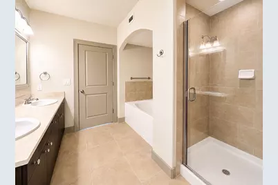 1340 W Gray Street #208, Houston, TX 77019 - Photo 6