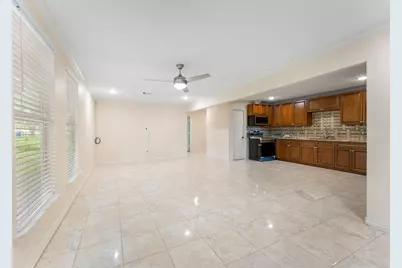16452 Edgefield Lane, Conroe, TX 77302 - Photo 4