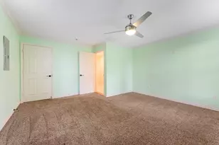 16452 Edgefield Ln, Conroe, TX 77302 - Photo 8