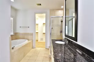 3257 Maxroy St, Houston, TX 77008 - Photo 24