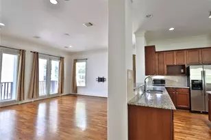 3257 Maxroy St, Houston, TX 77008 - Photo 18