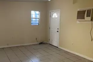 1614 Ryon St, Houston, TX 77009 - Photo 2