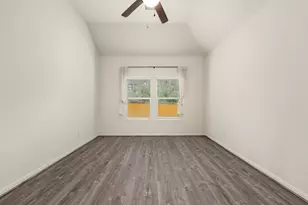 950 Oak Glen Dr, Willis, TX 77378 - Photo 20