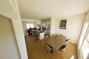 212 Kyle St, Madisonville, TX 77864 - Photo 8