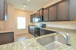 3025 Iron Woods Dr, Katy, TX 77493 - Photo 4