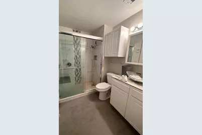15935 Kenbrook Drive, Houston, TX 77489 - Photo 8