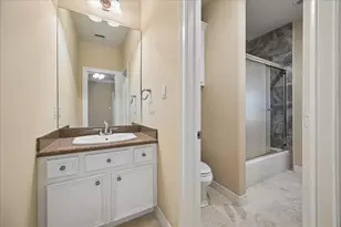 2601 Talbott, West University Place, TX 77005 - Photo 30