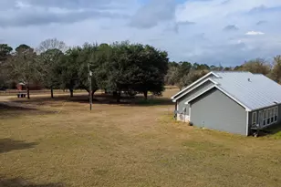 365 Running Deer Rd, Grapeland, TX 75844 - Photo 30