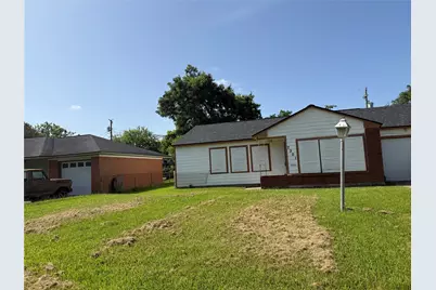 7301 Hummingbird Lane, Texas City, TX 77591 - Photo 1