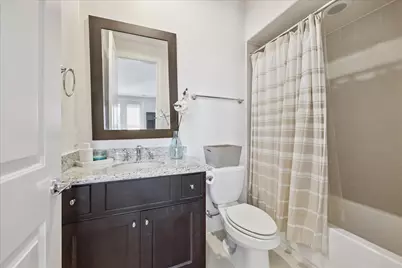 10950 Wrenwood Green, Houston, TX 77043 - Photo 20