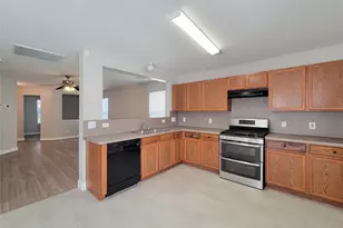 2654 Skyview Trace Ct, Houston, TX 77047 - Photo 18