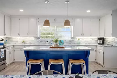 1140 Waterways Drive, Crystal Beach, TX 77650 - Photo 8