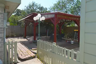 10206 Huntington Wood Dr, Houston, TX 77099 - Photo 24